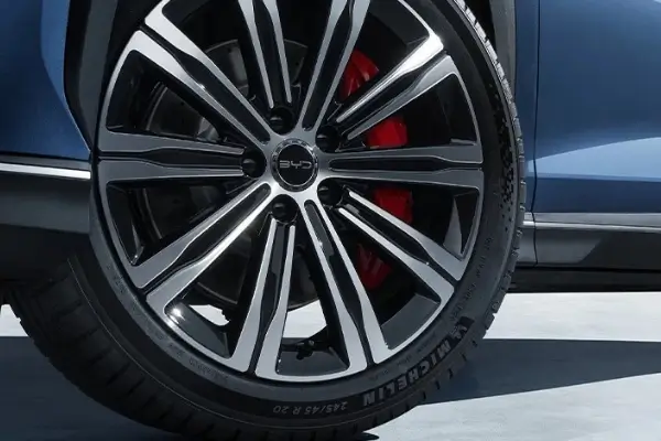 BYD Sealion 7